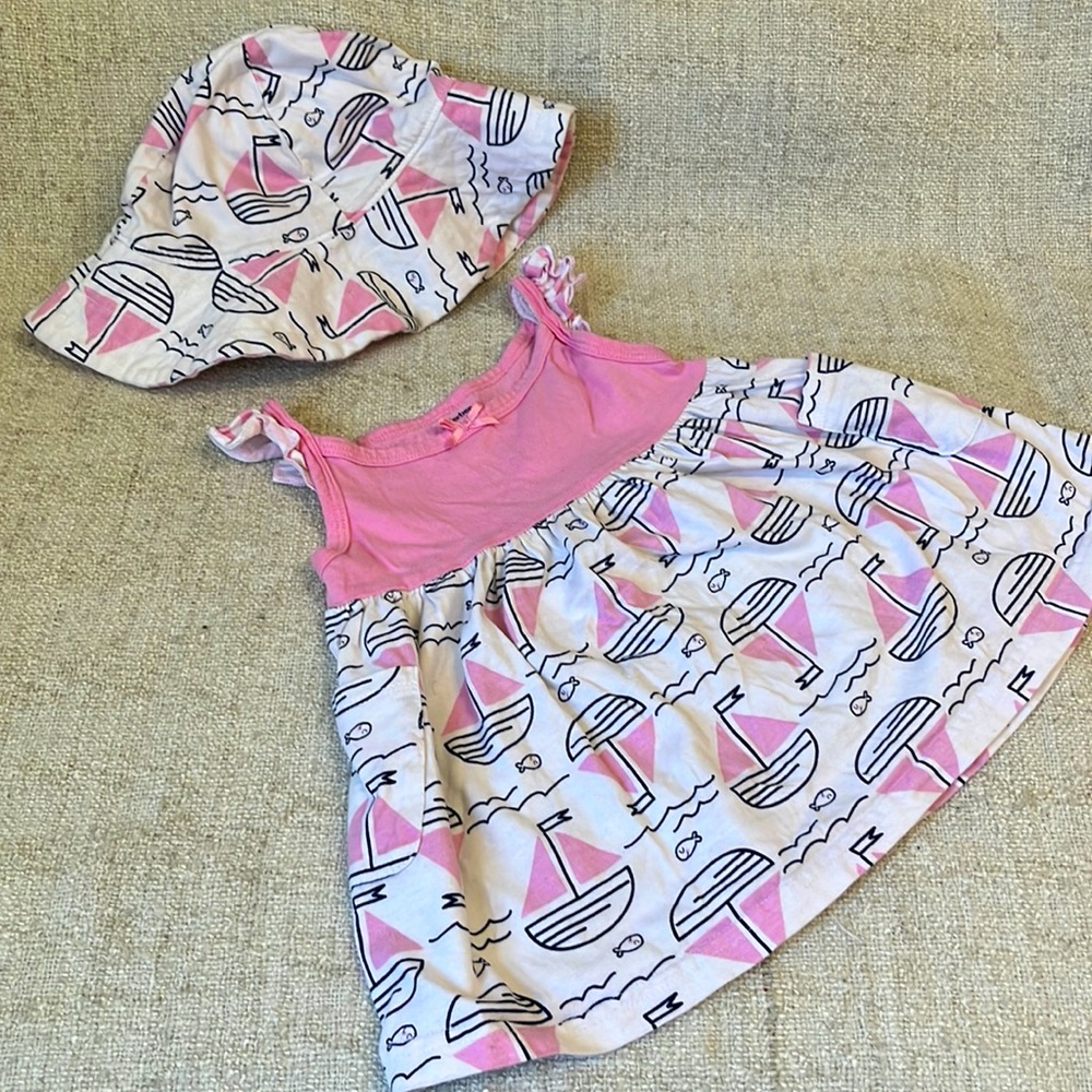 Gerber 12 month Infant girls dress with coordinating hat